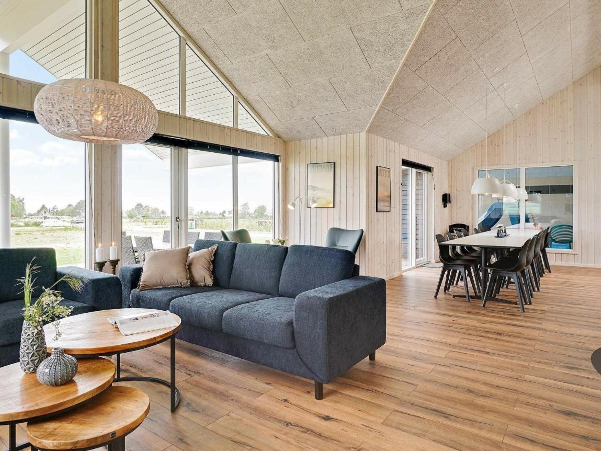 18 Person Holiday Home In Bogense Eksteriør bilde