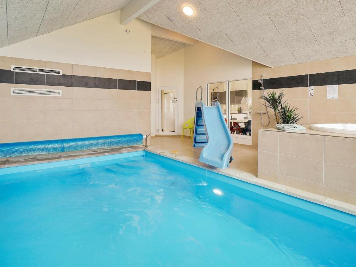 18 Person Holiday Home In Bogense Eksteriør bilde