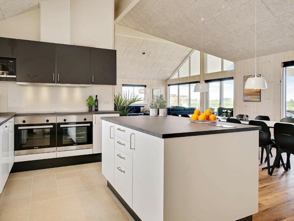 18 Person Holiday Home In Bogense Eksteriør bilde