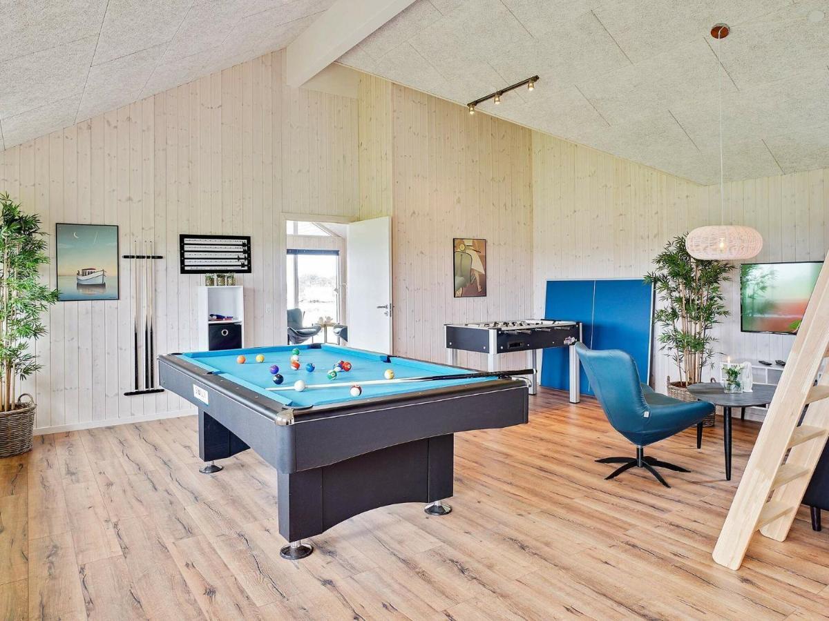18 Person Holiday Home In Bogense Eksteriør bilde